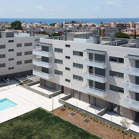 Apartamento Con Piscina Y Cerca De La Playa กัมบริลส์ ภายนอก รูปภาพ